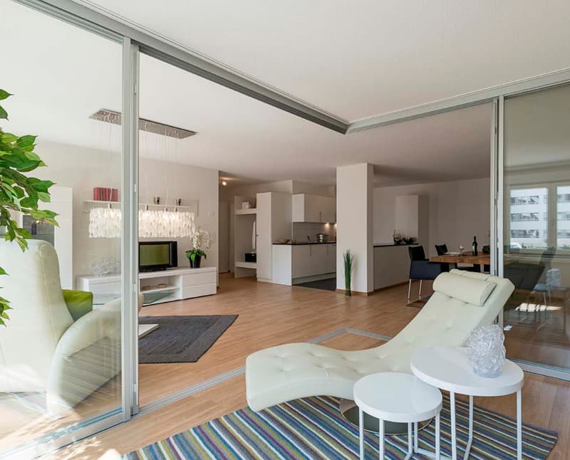 Ruhige 2.5-Zimmer-Wohnung mit Jahreszeitenzimmer in Olten Südwest CHF 1320. inkl. NK (1)