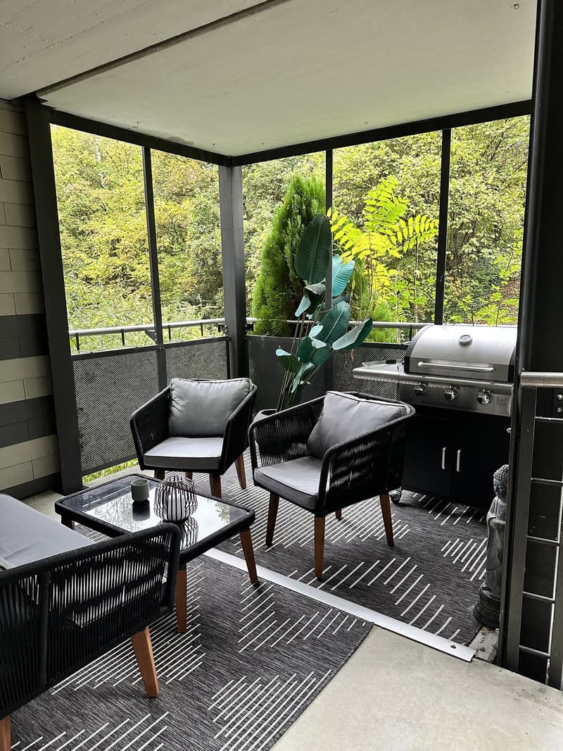 Helle 2.5-Zimmer-Wohnung mit 2 Balkonen in Zürich-Leimbach (3)