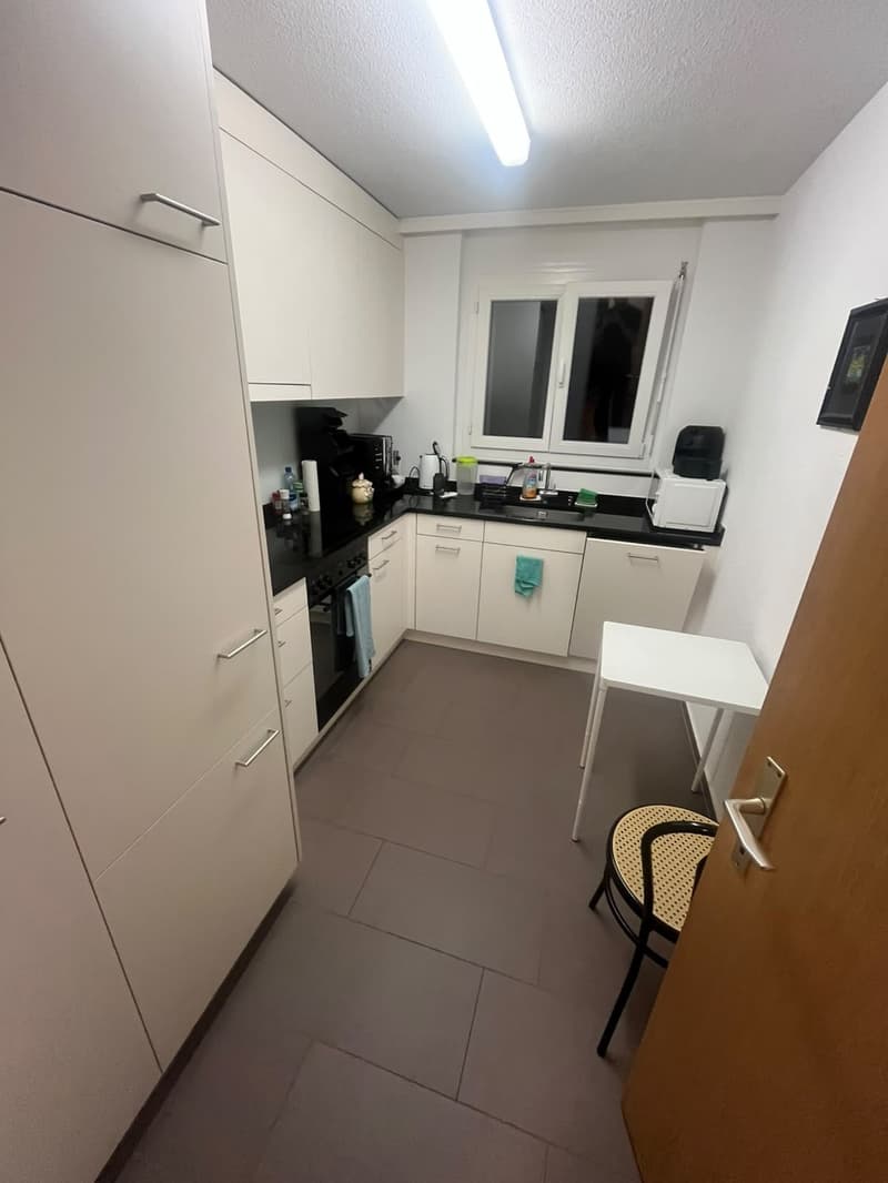 Spatious room for rent in Bülach (1)