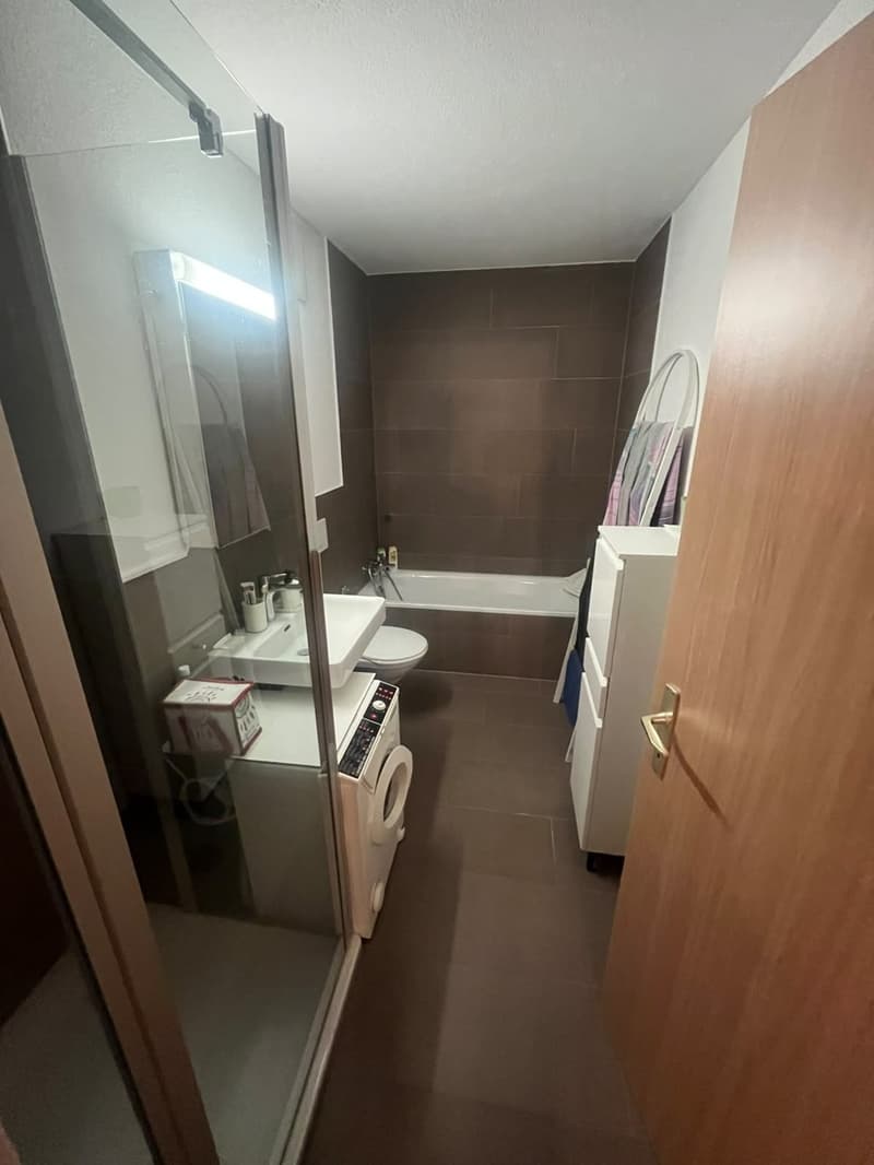 Spatious room for rent in Bülach (3)
