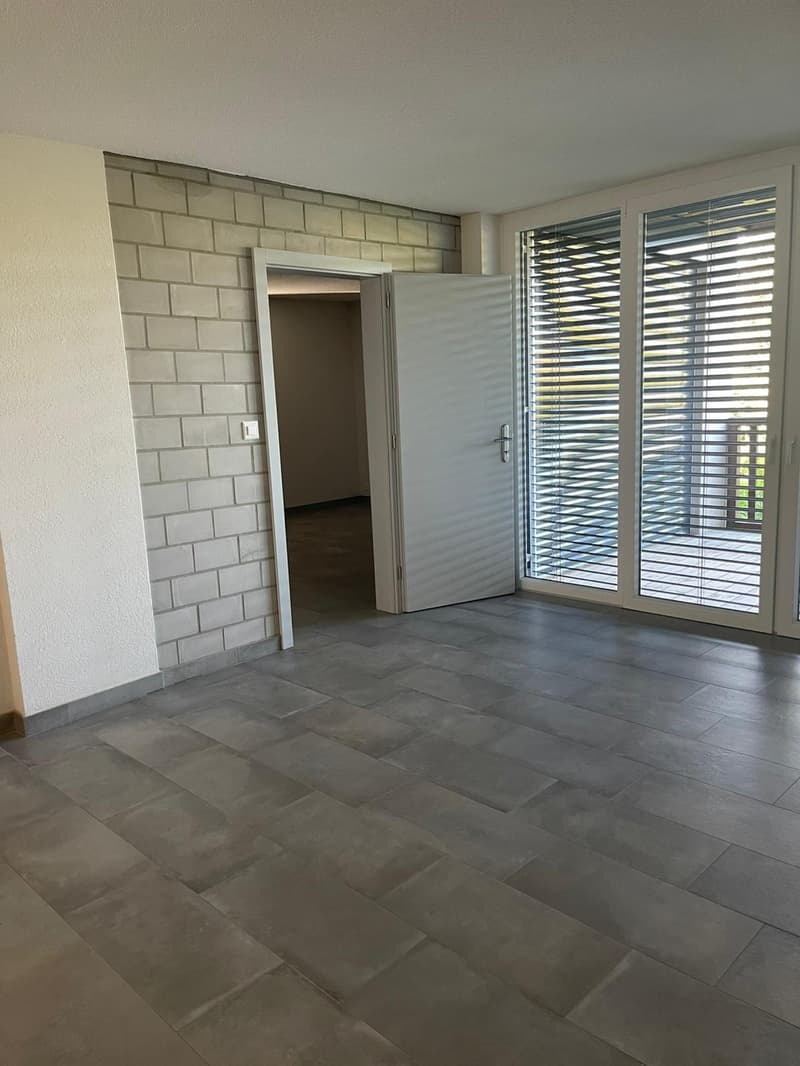 À REMETTRE Joli 2,5 pièces avec balcon sans vis-à-vis à Boudevilliers (2)