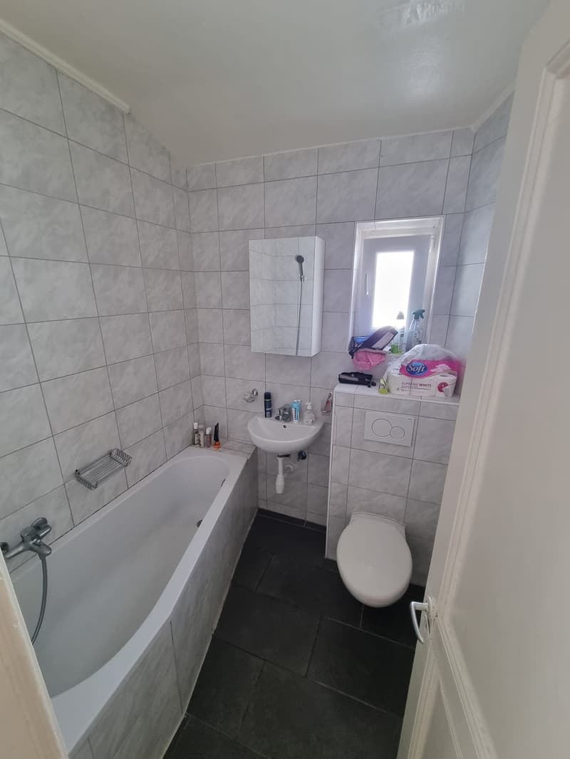 À remettre : appartement de 1,5 pièce à Renens CHF 1150/mois charges comprises (3)