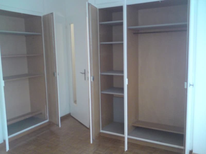 SCHÖNE GROSSE 1.5 Möbliert ZIMMER WOHNUNG IN DER STADT ZÜRICH KREIS 3 ZU VERMIETEN (7)