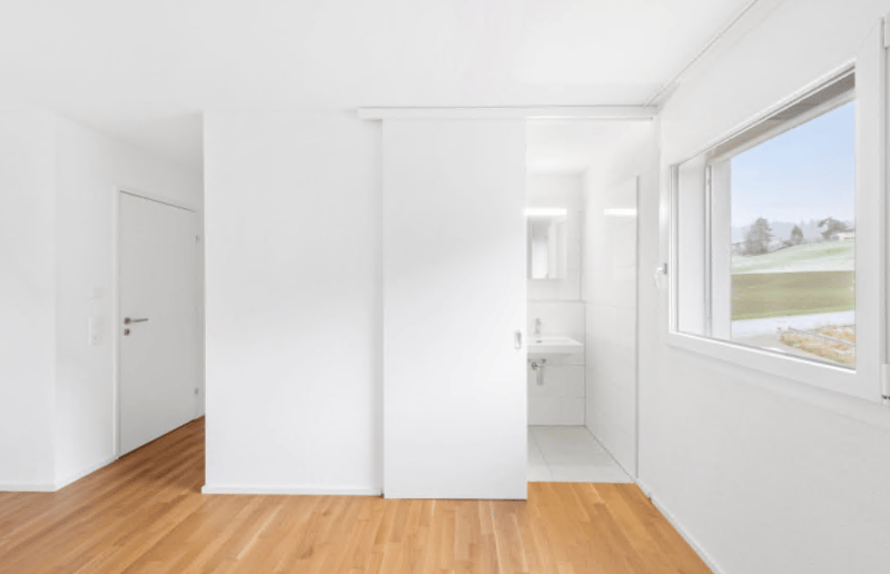 Helle 3.5-Zimmer-Wohnung mit traumhafter Aussicht (5)