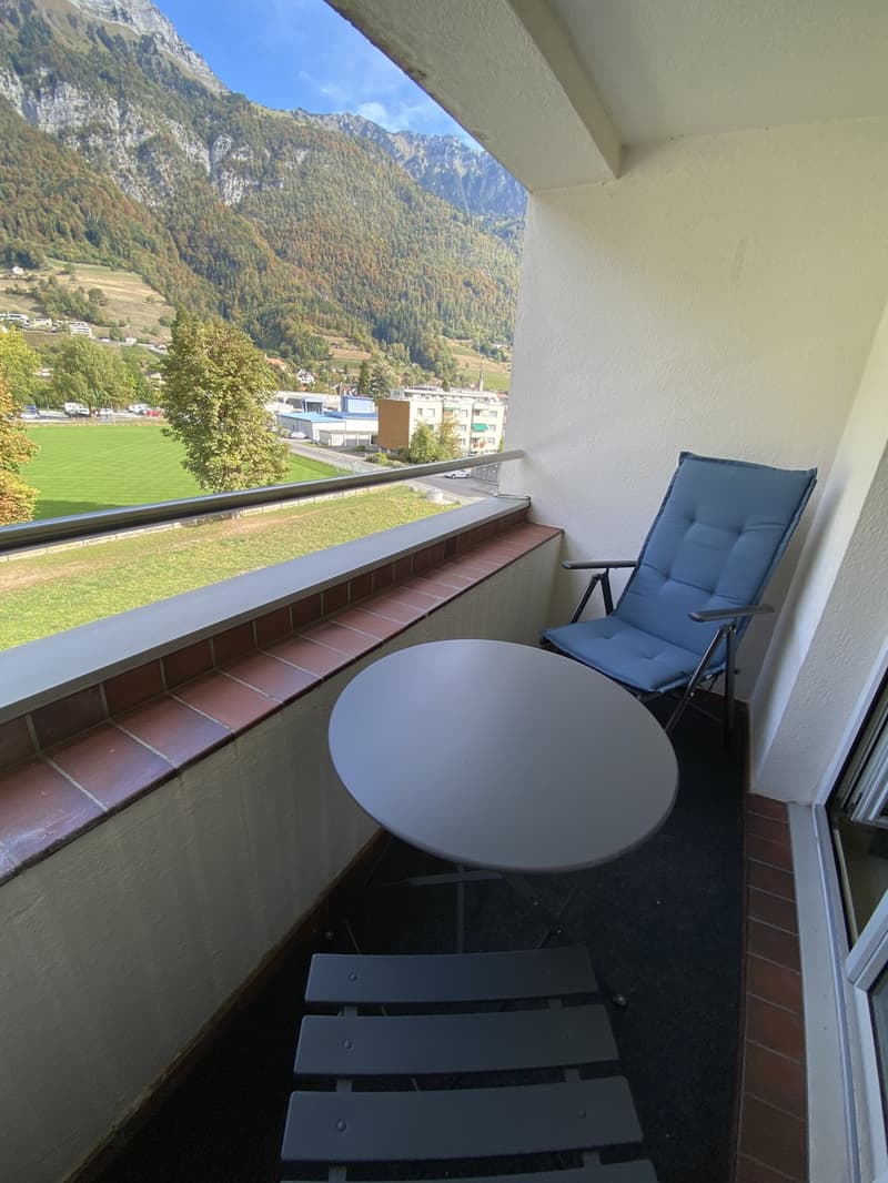 Nachmieter/in gesucht für 2.5-Zimmerwohnung (8)