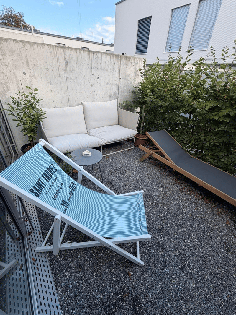 Design-Wohnperle an Zürich Stadtgrenze: 2,5 Zimmer, befristet 6 Monate, teilmöbliert mit Möglichkeit zur Übernahme. (9)