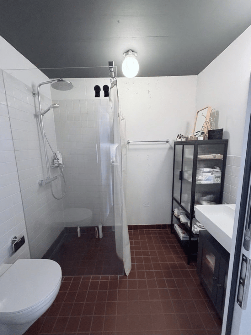 Design-Wohnperle an Zürich Stadtgrenze: 2,5 Zimmer, befristet 6 Monate, teilmöbliert mit Möglichkeit zur Übernahme. (4)