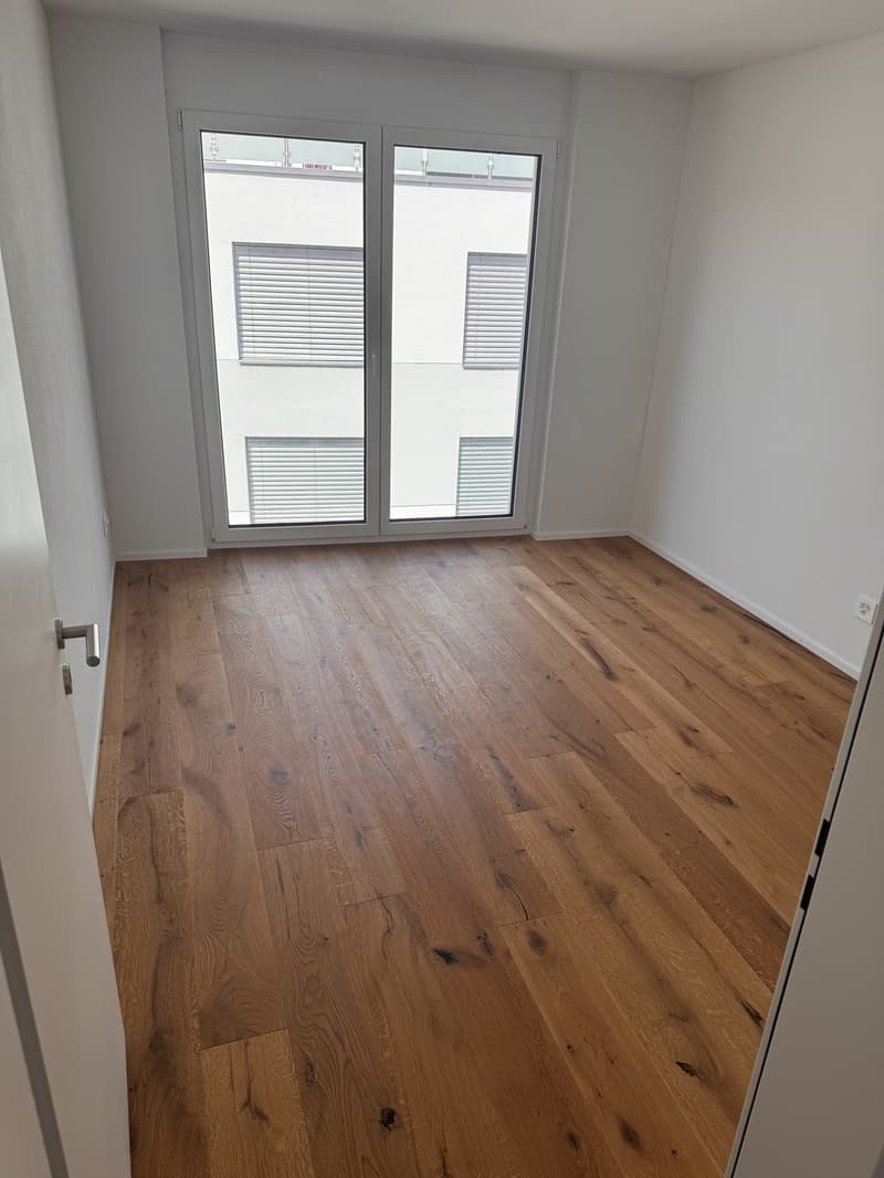 3.5-Zimmer-Neubauwohnung (120 m²), 1 Min. zum Bahnhof Aadorf - grosser Balkon, Waschturm inklusive (9)