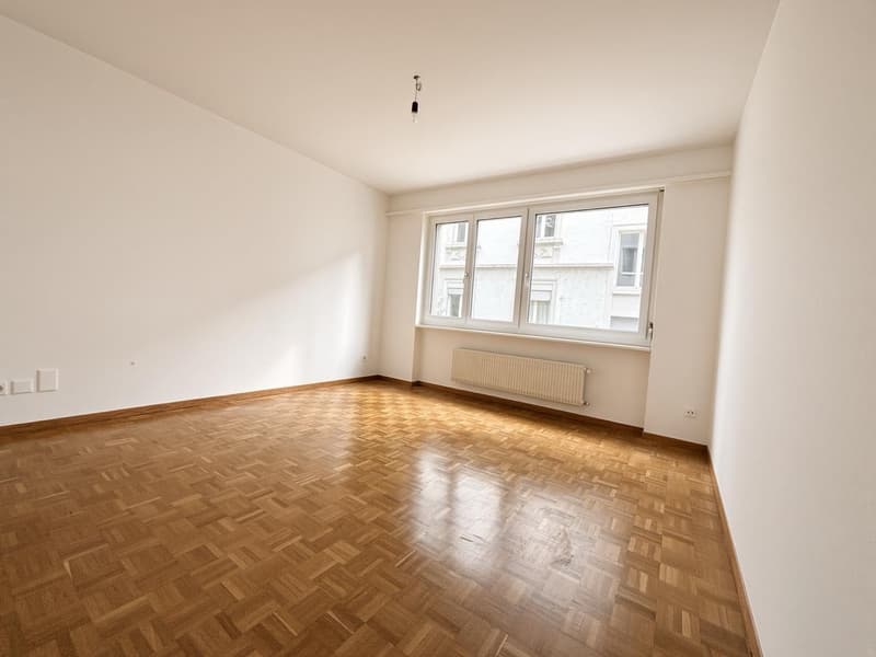 3-room flat with balcony, Nordstrasse, Zürich (1)