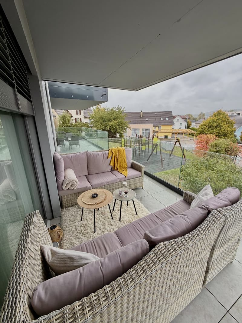 Moderne 2.5-Zimmer-Neubauwohnung mit grossem Balkon an zentraler Lage in Münchwilen TG (5)