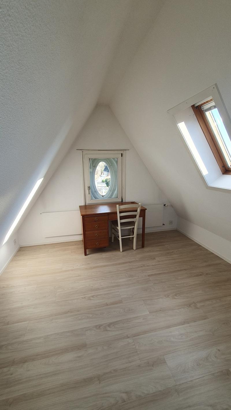 Vorderes Dachzimmer