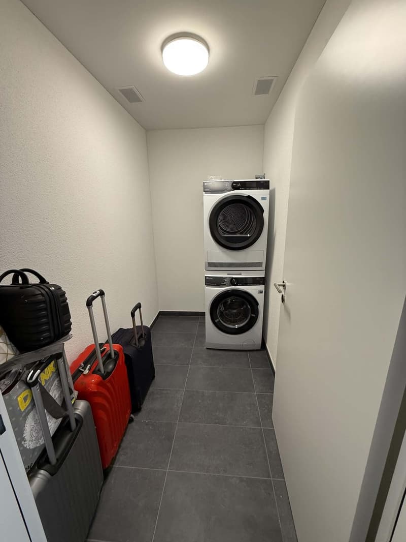 Moderne 2.5-Zimmer-Wohnung in Bachenbülach (Nachmieter gesucht) (1)