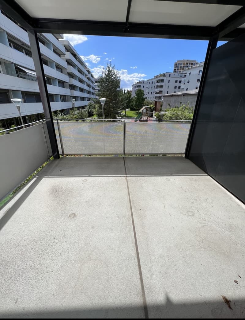 3.5-room apartment with large terrace in central Morges (10)