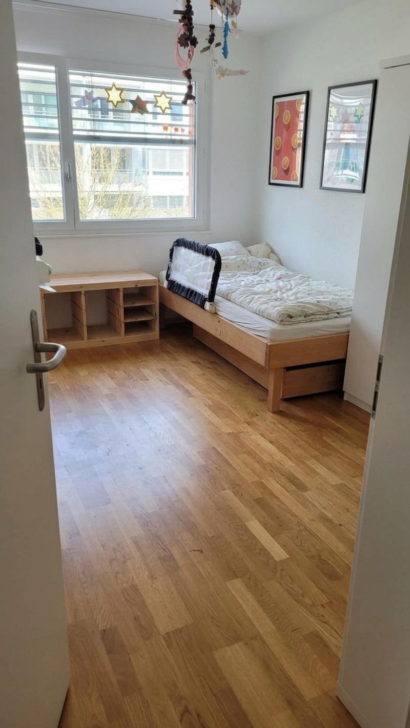 Familienfreundliche 4,5 Zimmerwohnung (6)