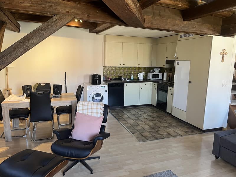 Beautiful two bedroom Loft apartment (2)
