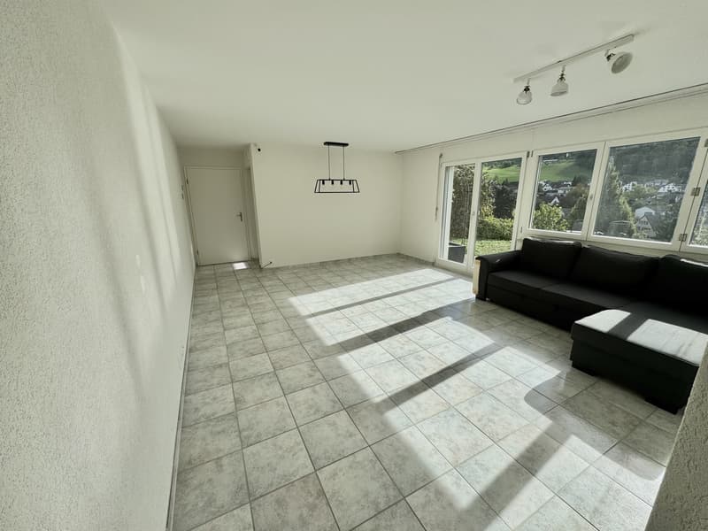 Sonnige 2-Zimmer-Wohnung (50 m²) mit traumhafter Aussicht in Oberdorf BL (7)