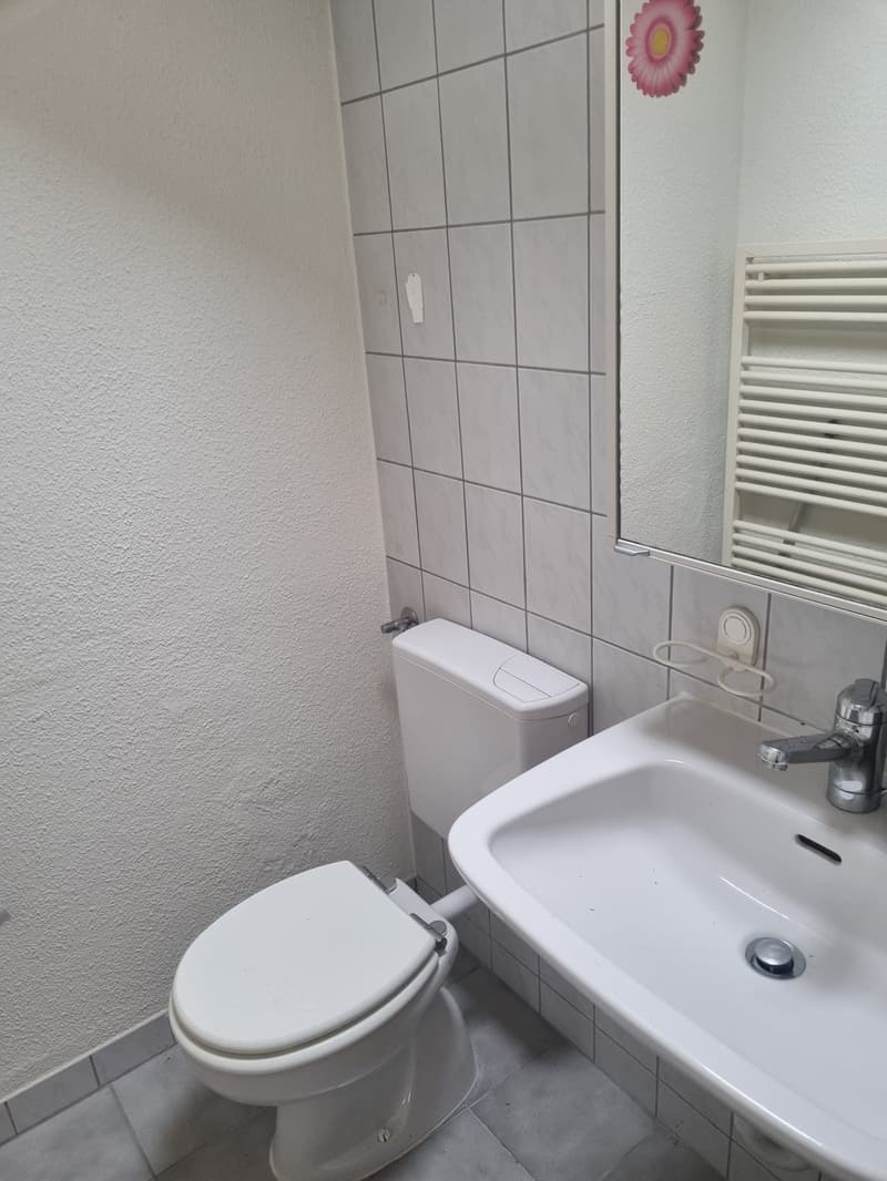 2 Zimmer in einer Zweier WG; vorzugsweise an wochenaufenthalter (7)