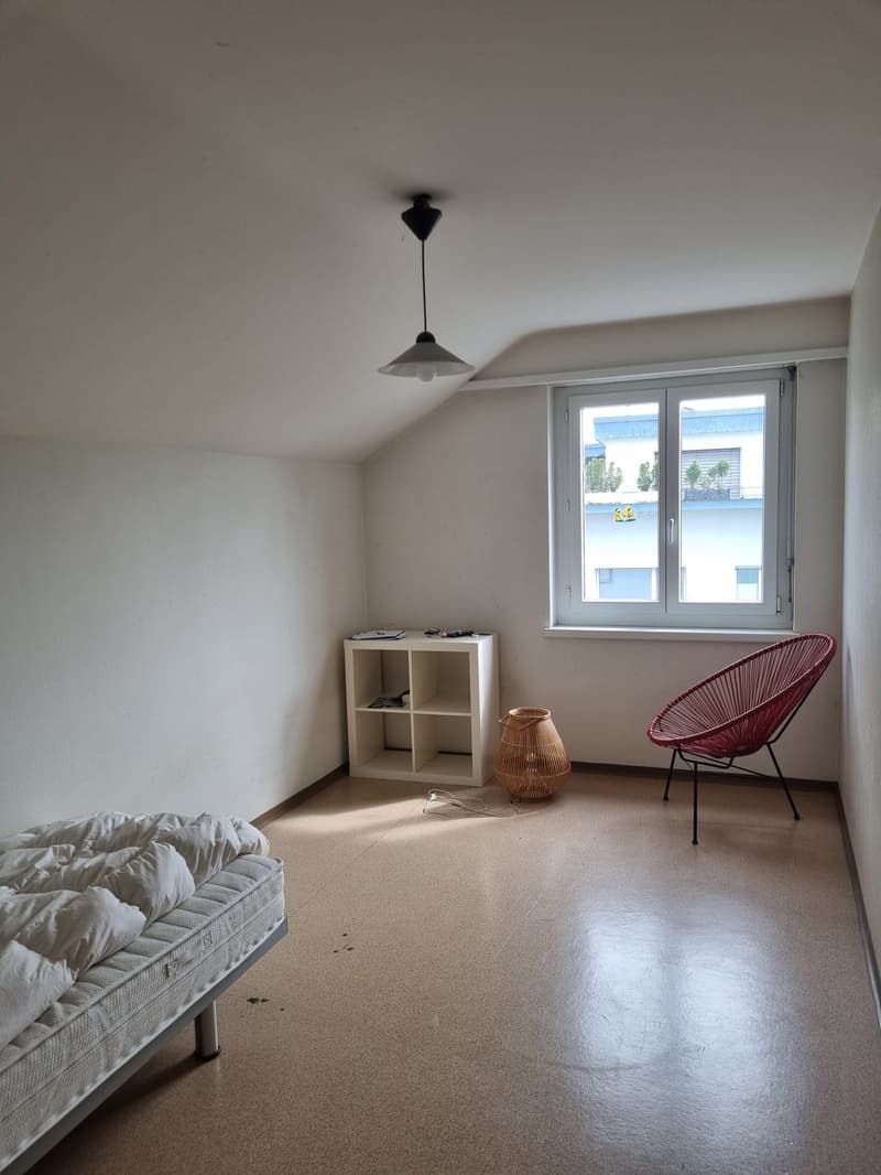 2 Zimmer in einer Zweier WG; vorzugsweise an wochenaufenthalter (9)