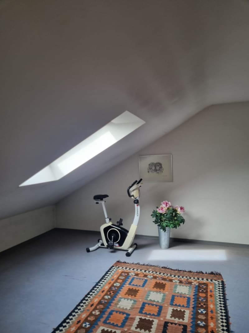 2 Zimmer in einer Zweier WG; vorzugsweise an wochenaufenthalter (4)
