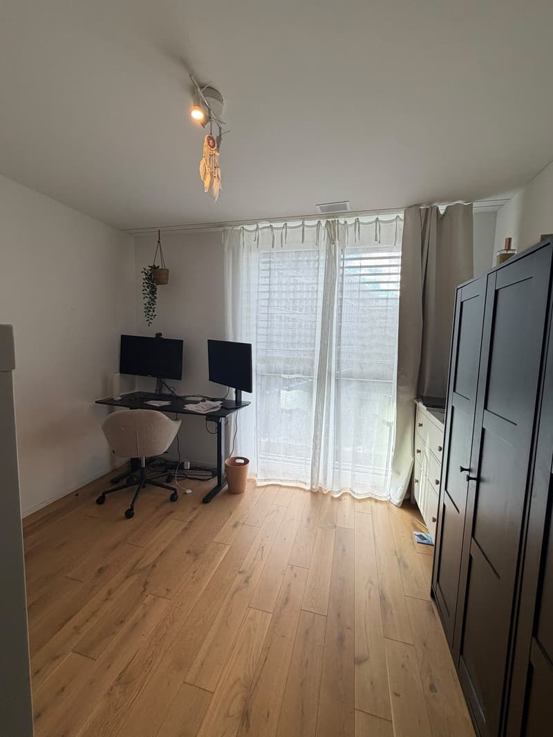 Moderne 4½-Zimmer-Wohnung mit grosser Loggia in Adliswil  Nachmieter per 16.11.2026 (11)