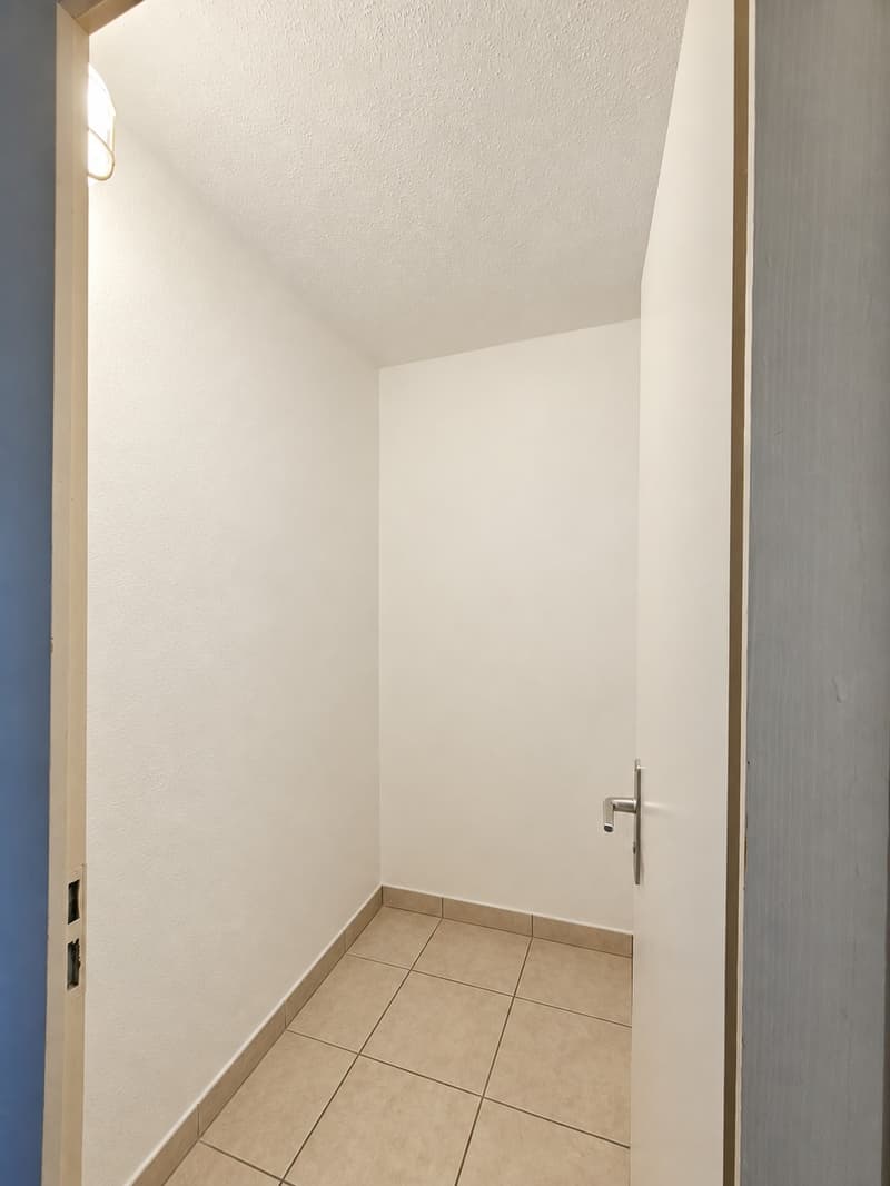 Helle 3.5-Zimmer-Wohnung in Bettwiesen preiswert, zentral und naturnah (11)