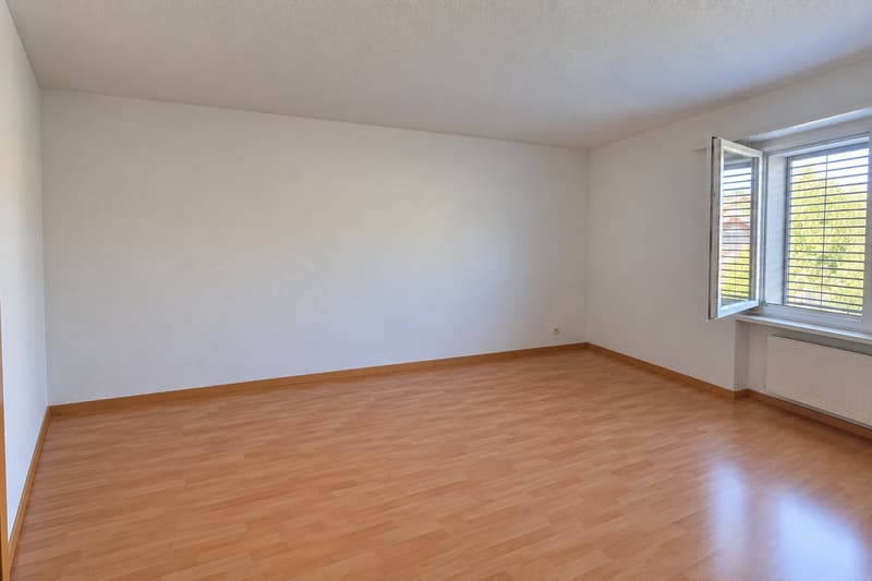 Helle 3.5-Zimmer-Wohnung in Bettwiesen preiswert, zentral und naturnah (9)