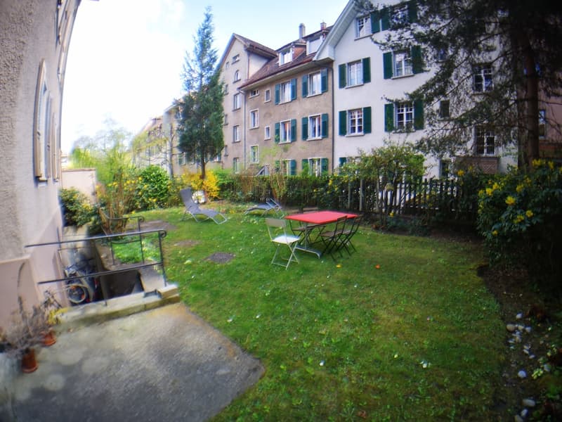Helles Zimmer (17 m²) in charmanter 2.5-Zimmer-WG am Cäcilienplatz (4)