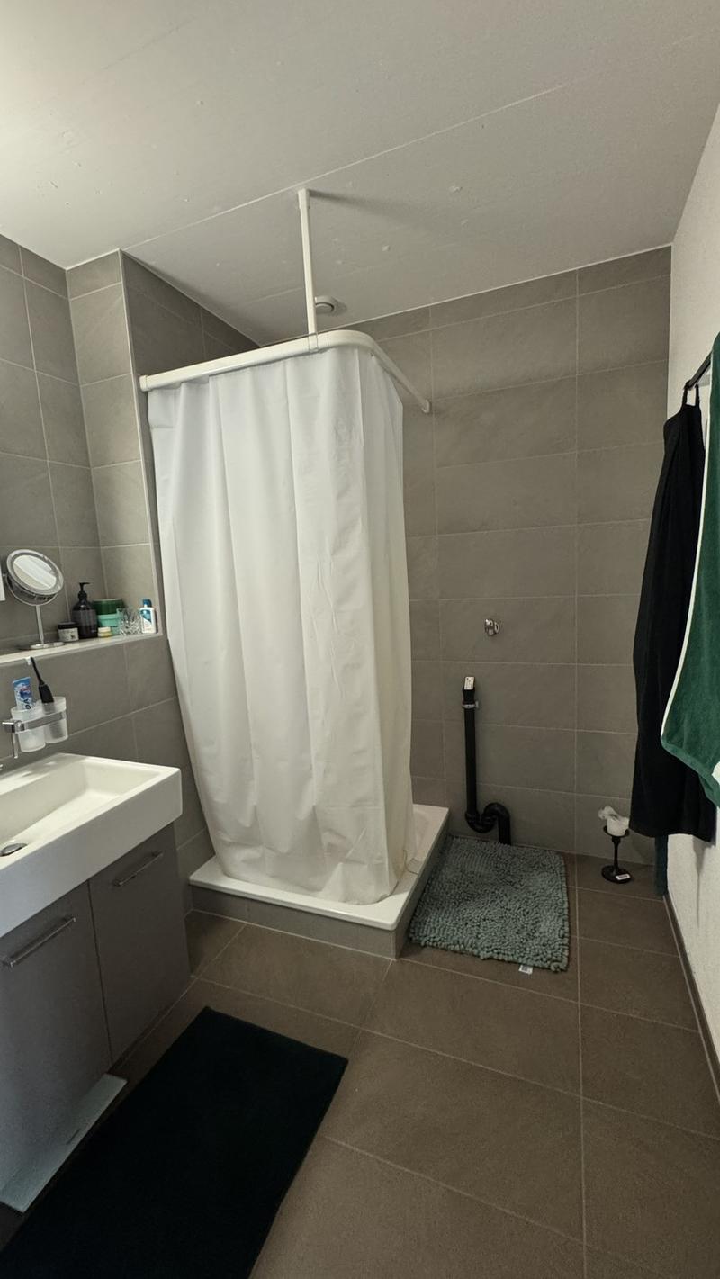Grosszügige 4.5-Zimmer-Wohnung direkt am Liebefeldpark mit 2 Balkonen (7)