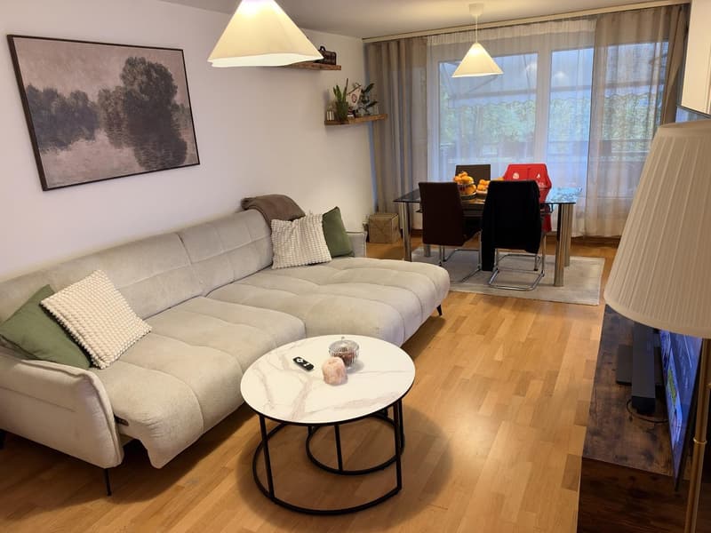 Nachmieter gesucht per 01.12.2026 für schöne 2.5 Wohnung in Heimberg. (5)