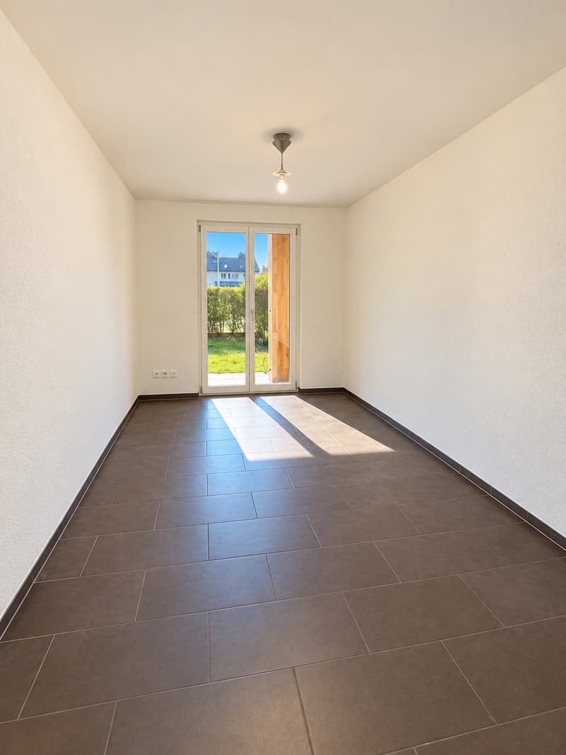 5.5-Zimmer-Gartenwohnung, 140 m², inkl. 2 Parkplätze (4)