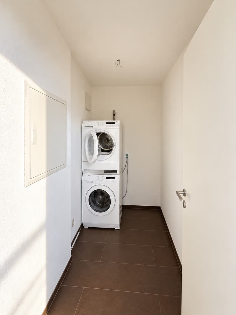 5.5-Zimmer-Gartenwohnung, 140 m², inkl. 2 Parkplätze (1)