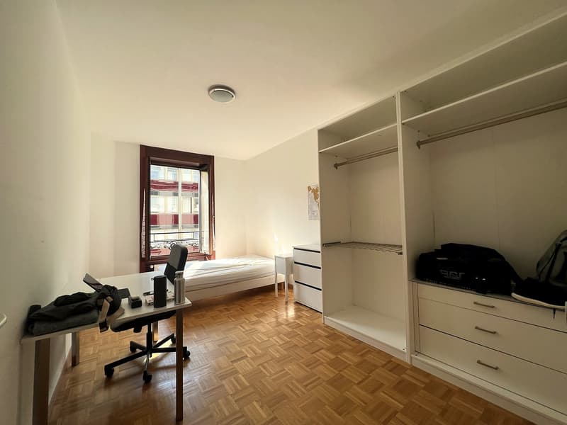 Chambre de 14 m² en colocation aux Pâquis dès le 1er novembre (1)