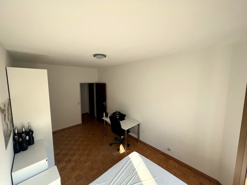 Chambre de 14 m² en colocation aux Pâquis dès le 1er novembre (2)