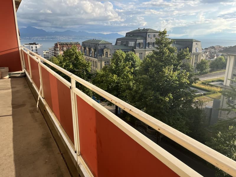 Appartement traversant près du métro Ours - vue lac (4)