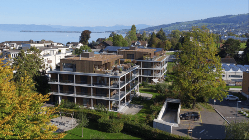 Traumhafte 3.5-Zi.-Wohnung mit 105m2 in Seenähe (2)