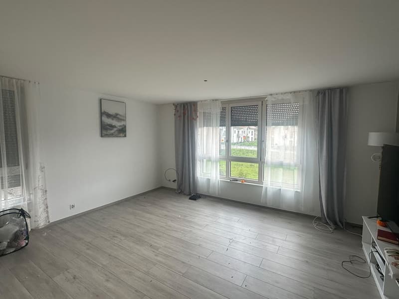 Apartment à louer - léchelles (0793681800- WhatsApp aussi si vous voulez) (1)