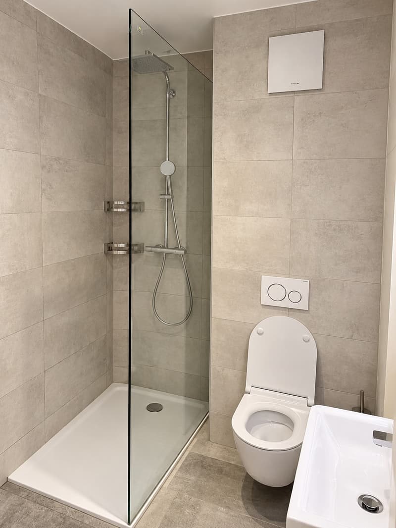REPRISE DE BAIL - BEL APPARTEMENT 3.5 PIECES AVEC JARDIN PRIVATIF A NYON (7)