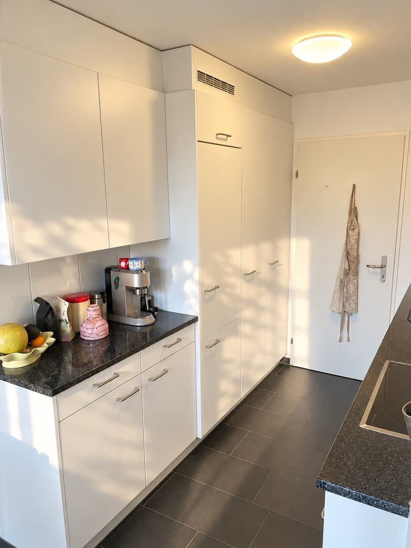 Wohnen im Grünen  helle 2.5-Zimmer-Wohnung mit sonnigem Balkon (7)