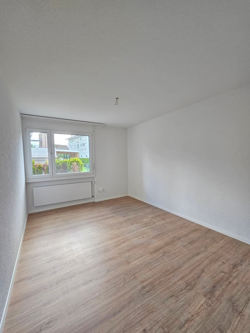 Emménager et se sentir chez soi - appartement de jardin de 4,5 pièces complètement rénové (6)