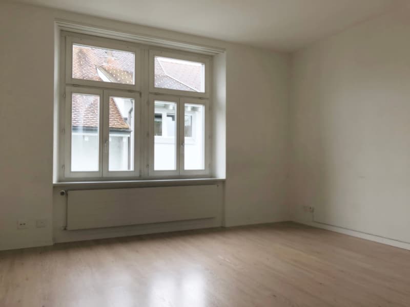 4.5 Zi-Wohnung im 1. OG direkt am Bahnhof (6)