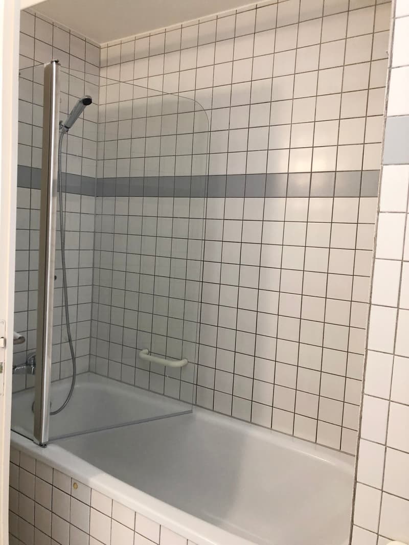4.5 Zi-Wohnung im 1. OG direkt am Bahnhof (8)
