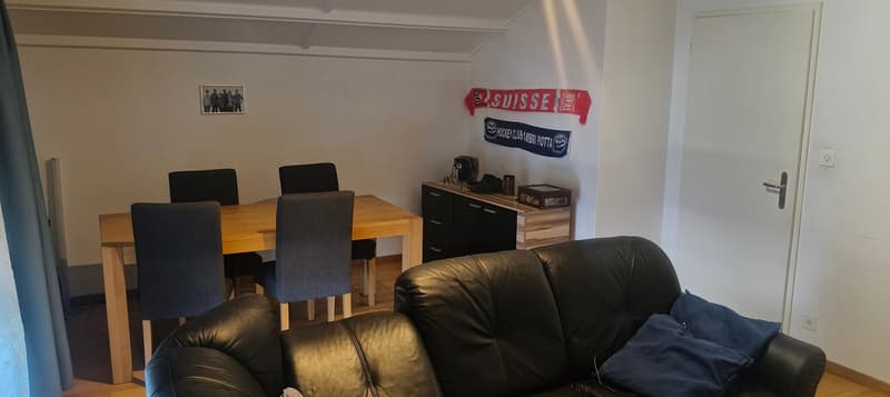 Charming 2-room attic apartment with balcony in Stansstad (6)