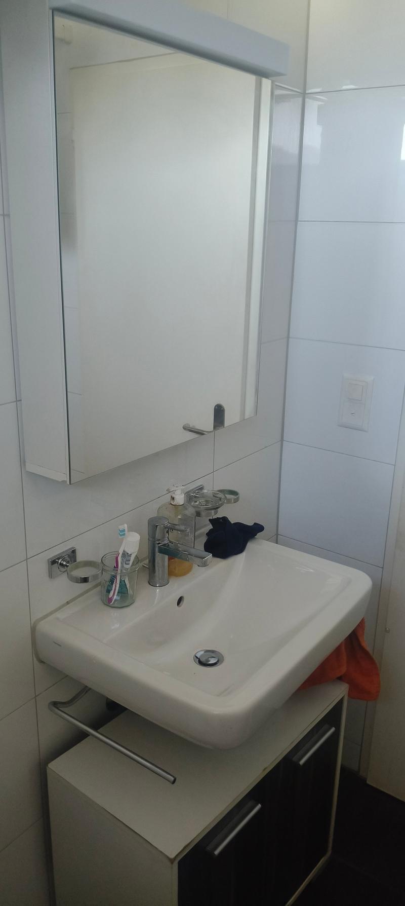 Charming 2-room attic apartment with balcony in Stansstad (10)