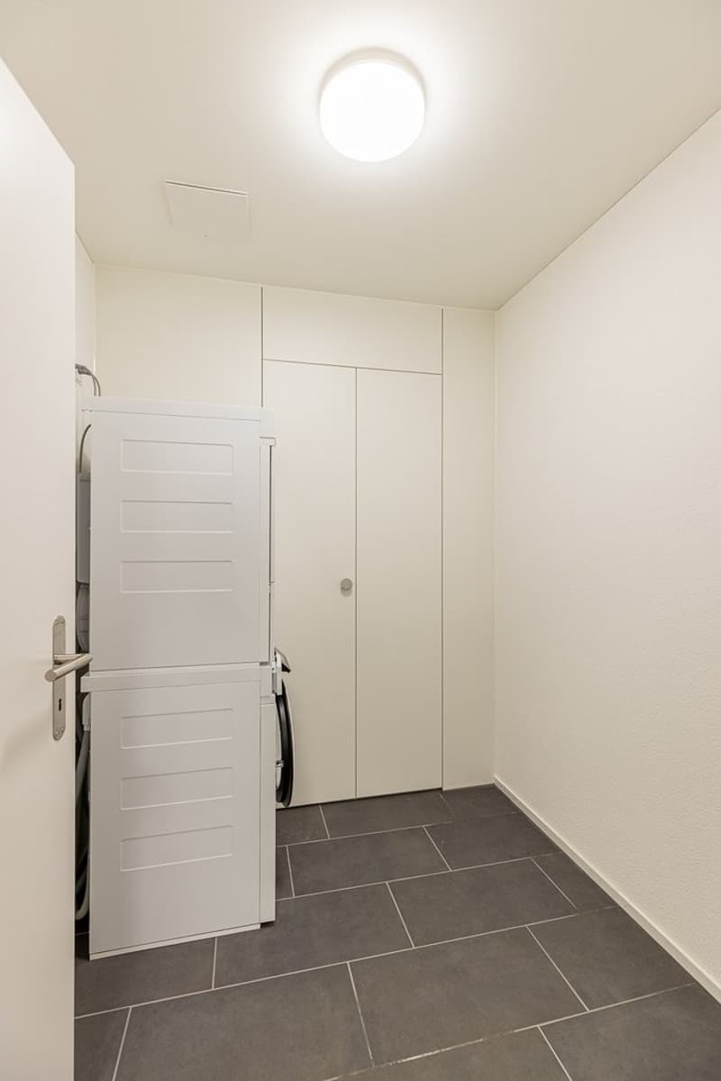 Reduit_mit_Waschturm.jpg