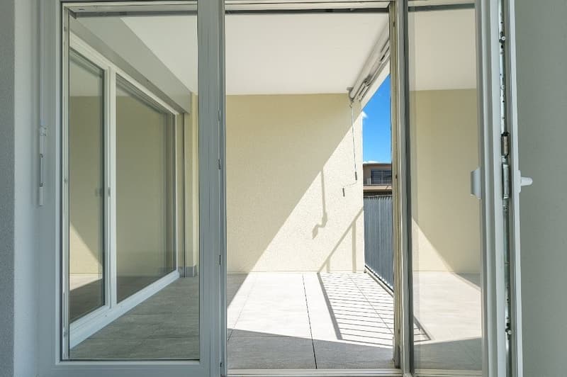 117-04-0003-Balkon-001.JPG