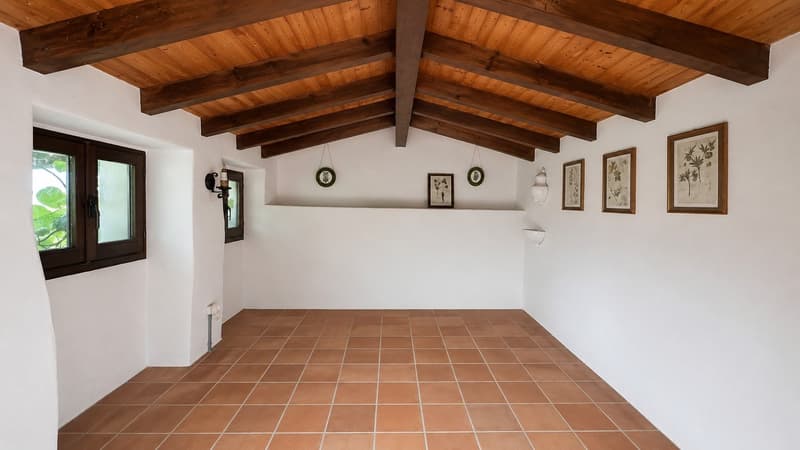 Casa unifamiliare con rustico e vista aperta (4)