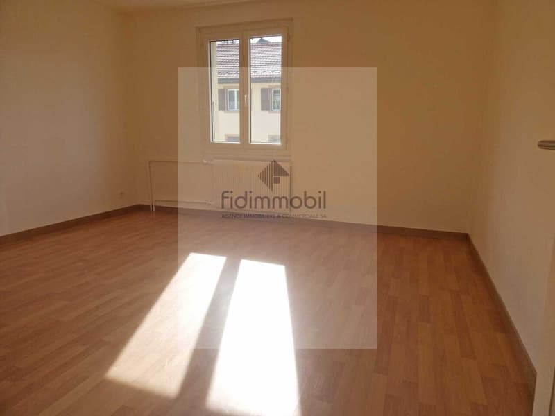 Sublime 4.5 rooms with garden and dressing area (12)
