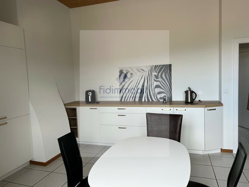 Beautiful partially renovated apartment in a village house (4)