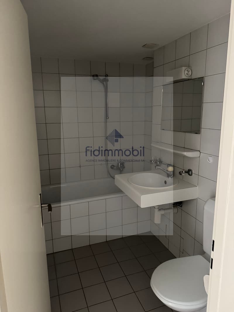 2.5-room apartment on the 2nd floor (4)