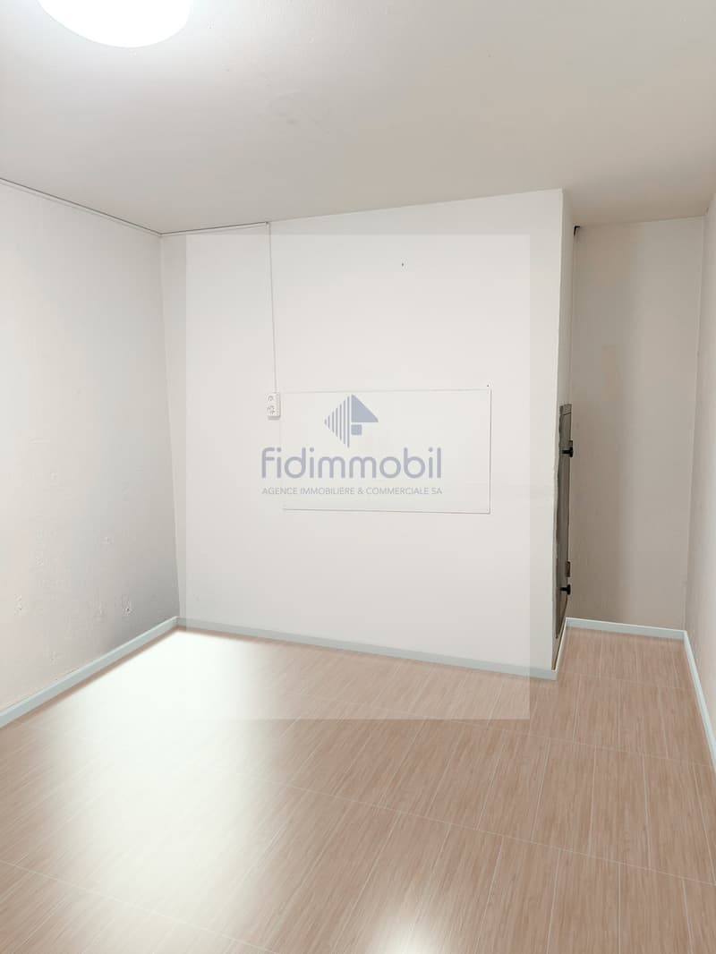Situato in posizione ideale (9)